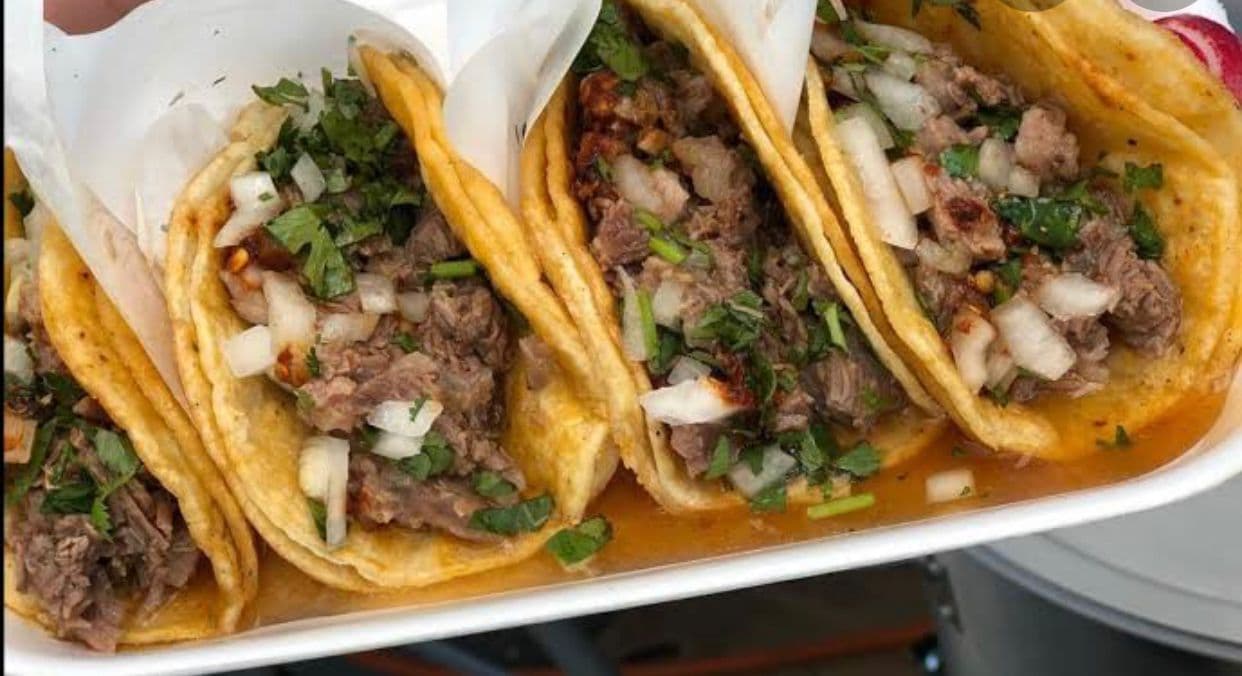 TACOS DE BARBACOA BLANCA DE MACIZA