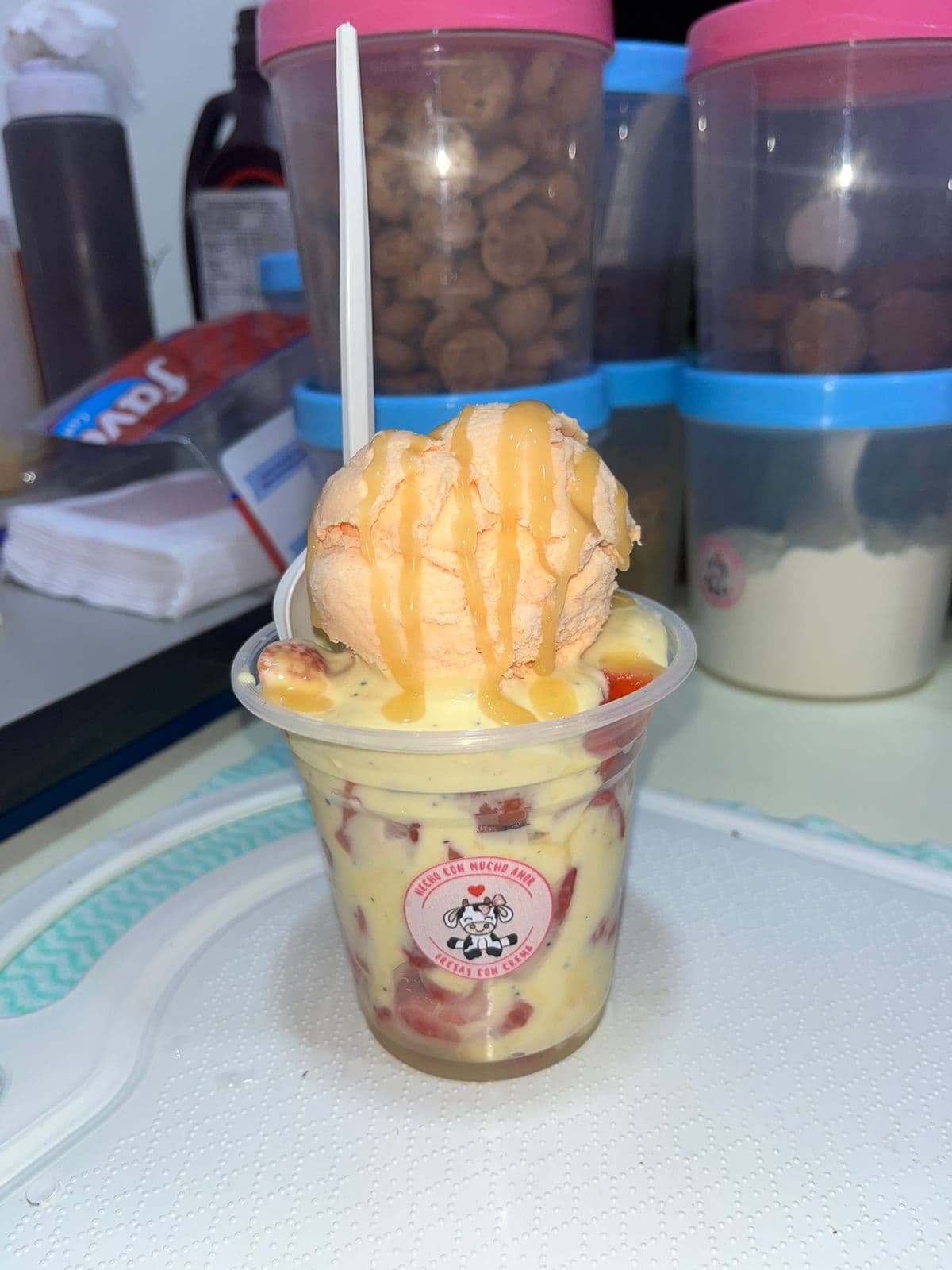 Fresas con Crema Vaso de 9 Oz