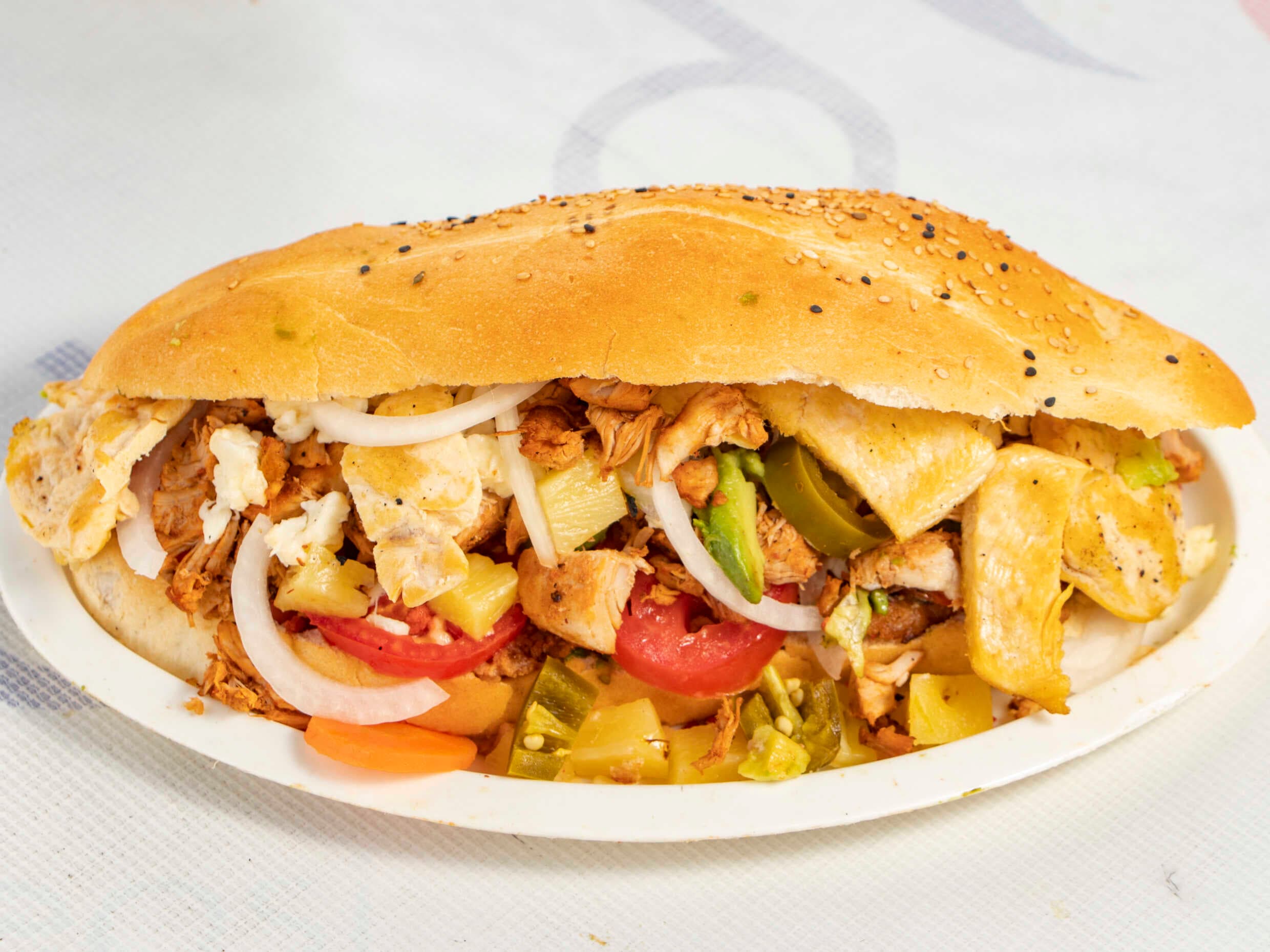 Mega Torta + Botana + Bebida