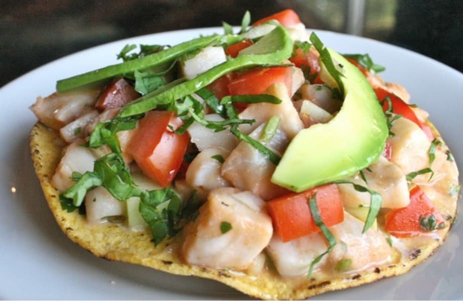 Tostada de Ceviche de Pescado