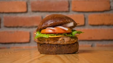 EAT BURGER
