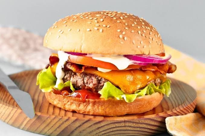 Hamburguesa normal + Orden de papas