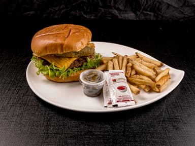 el Diablo Big Burger y Fries