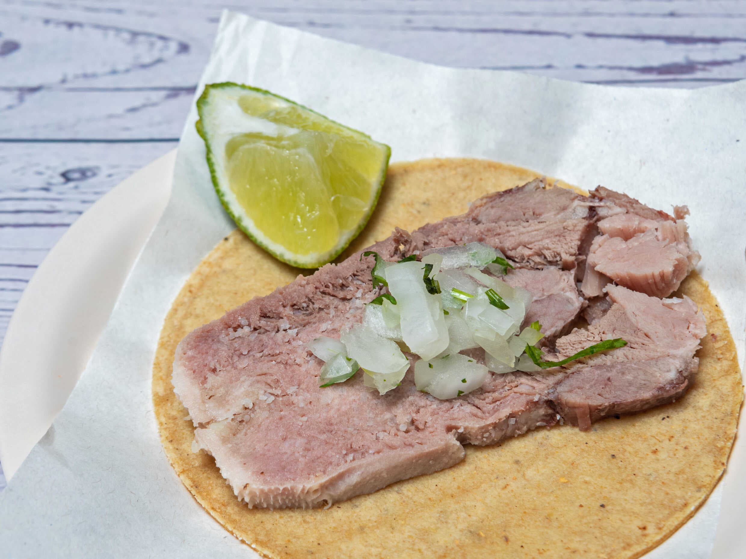 Taco Lengua de Res