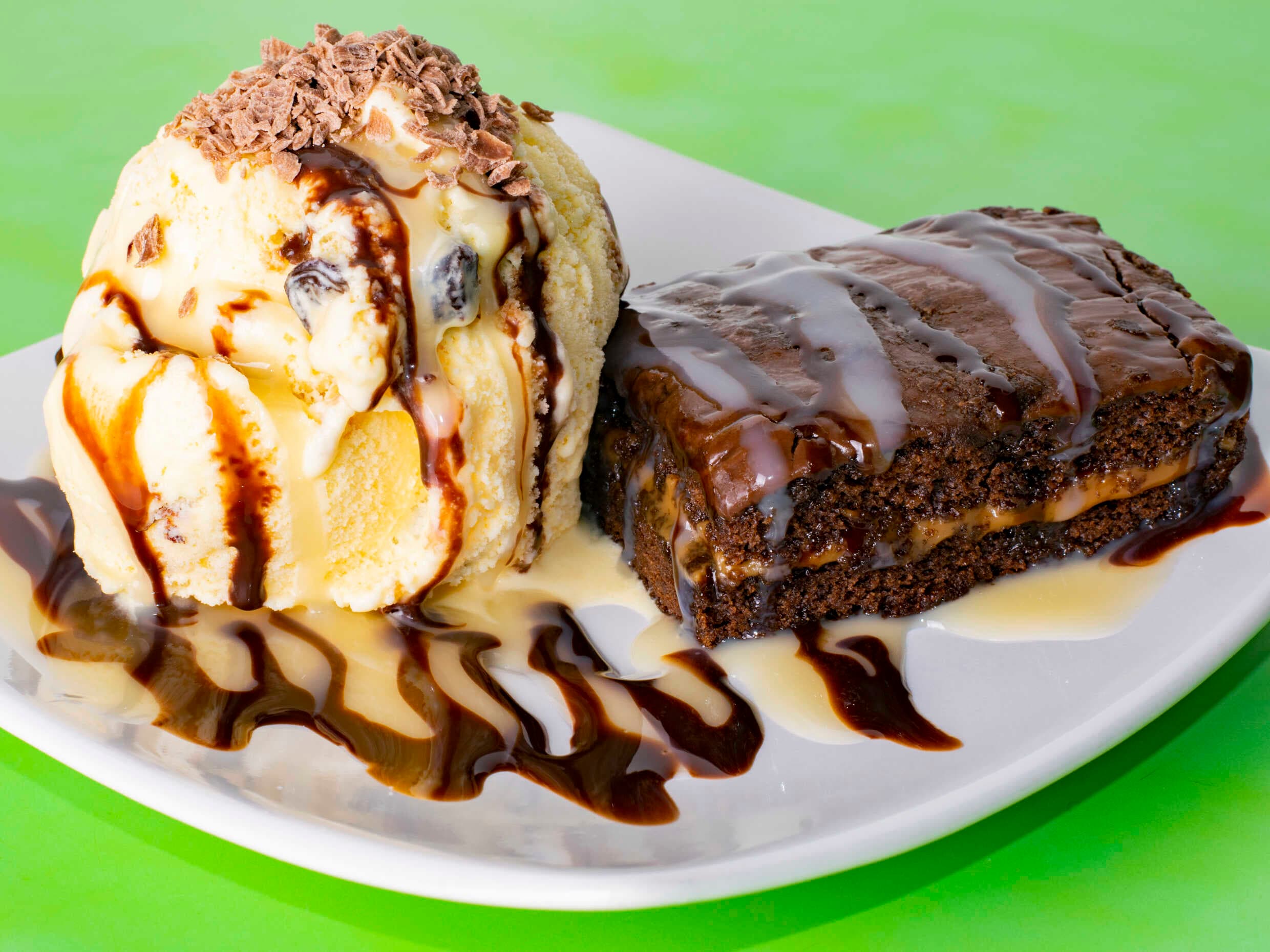 Combo Brownie con Helado + Malteada
