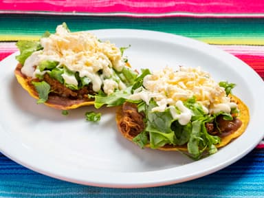 Chalupas de Carne Mechada 2 Uds