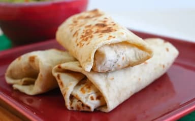 Burritos de Guiso