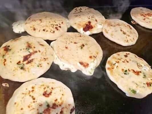Pupusa 3 quesos