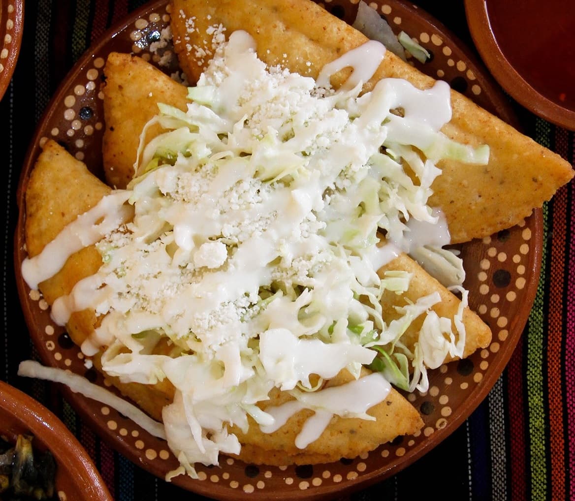 Empanada de Requesón con Queso