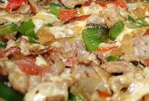 Alambre Combinado con Queso.