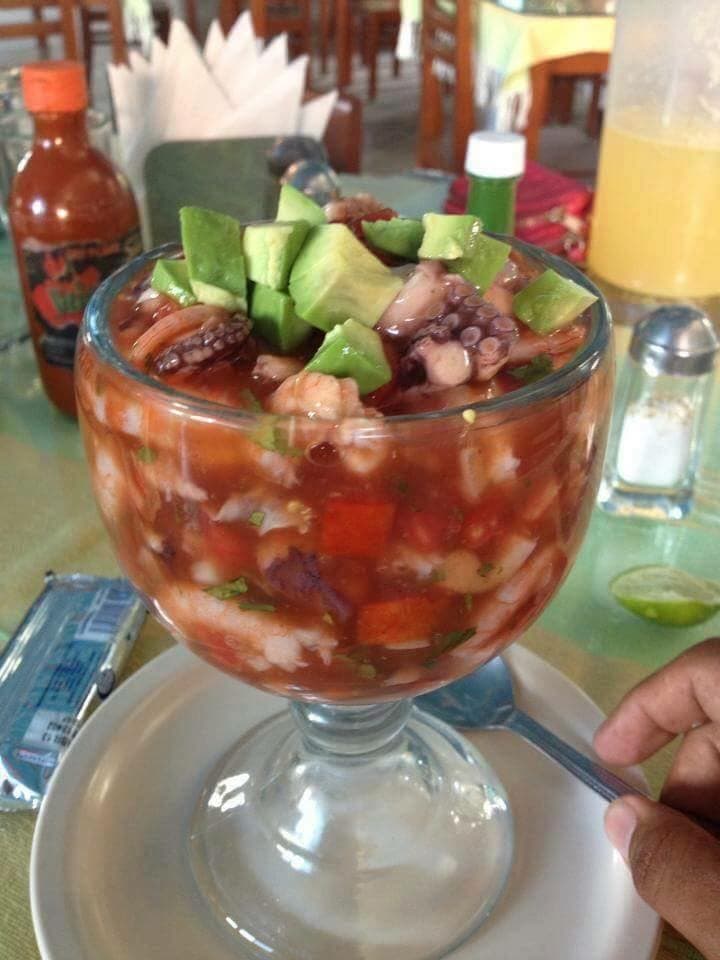 Cóctel Camarón y Pulpo Grande