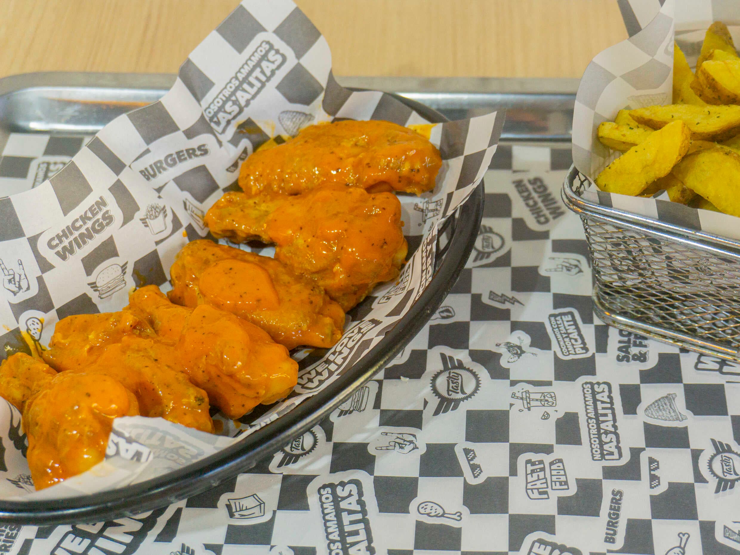 Combo Hot Wings Tasty Hot con Papas Tasty