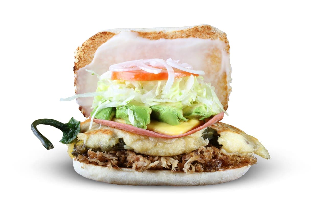 Torta Combinada (Lomo con Chile relleno)