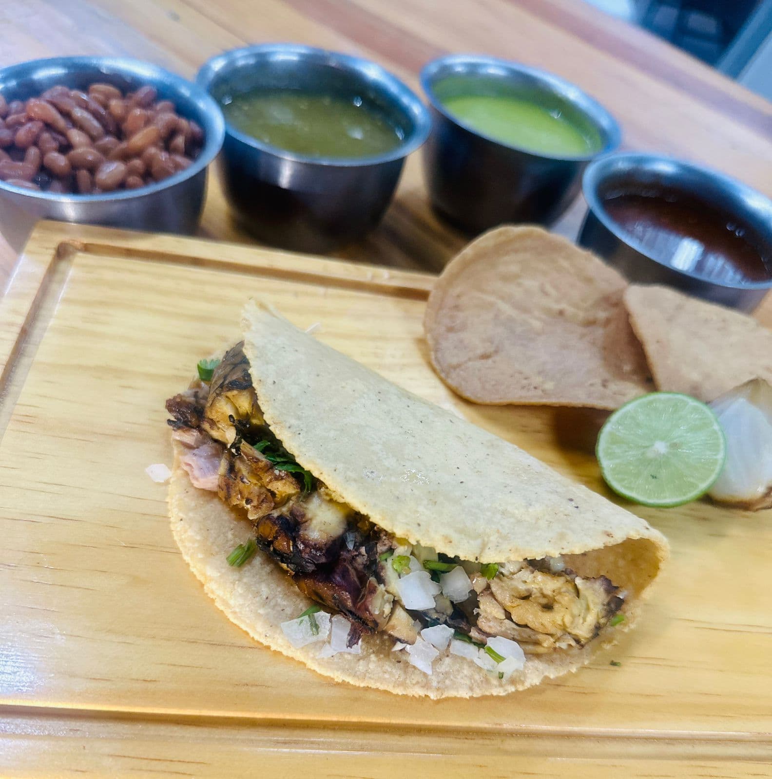 Taco Grande Sesos