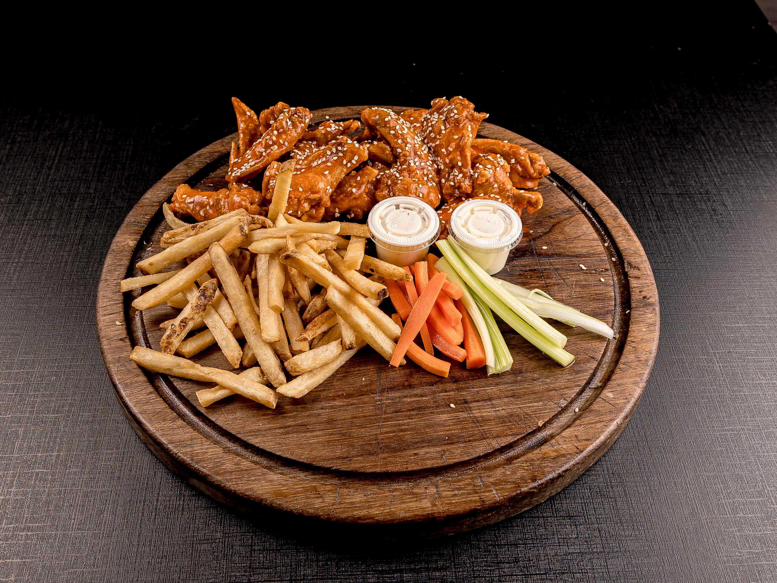Wings 10 And Fríes