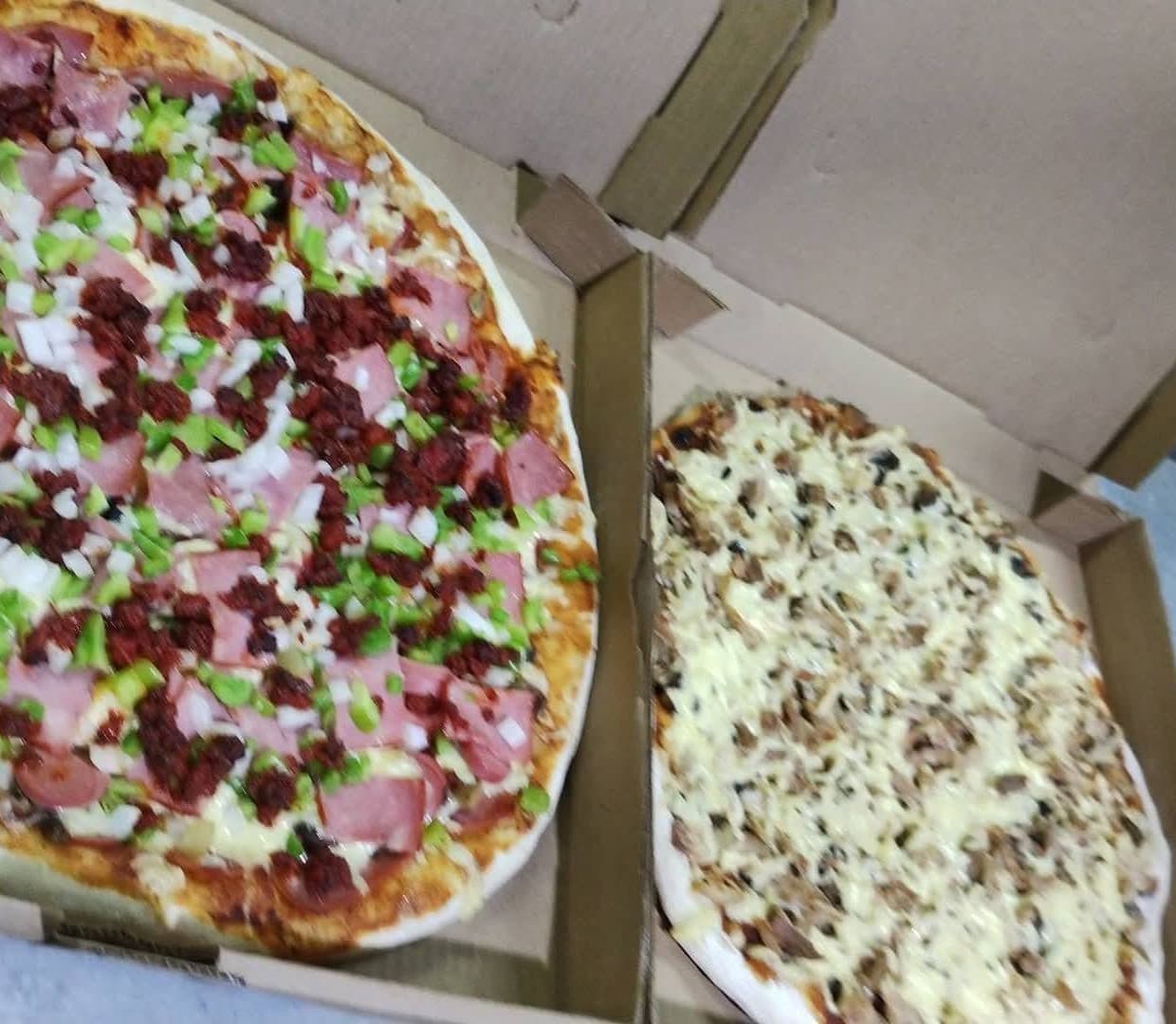 2 Pizzas Grandes de 2 Ingredientes