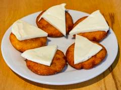Queso de Mano con Arepitas Fritas
