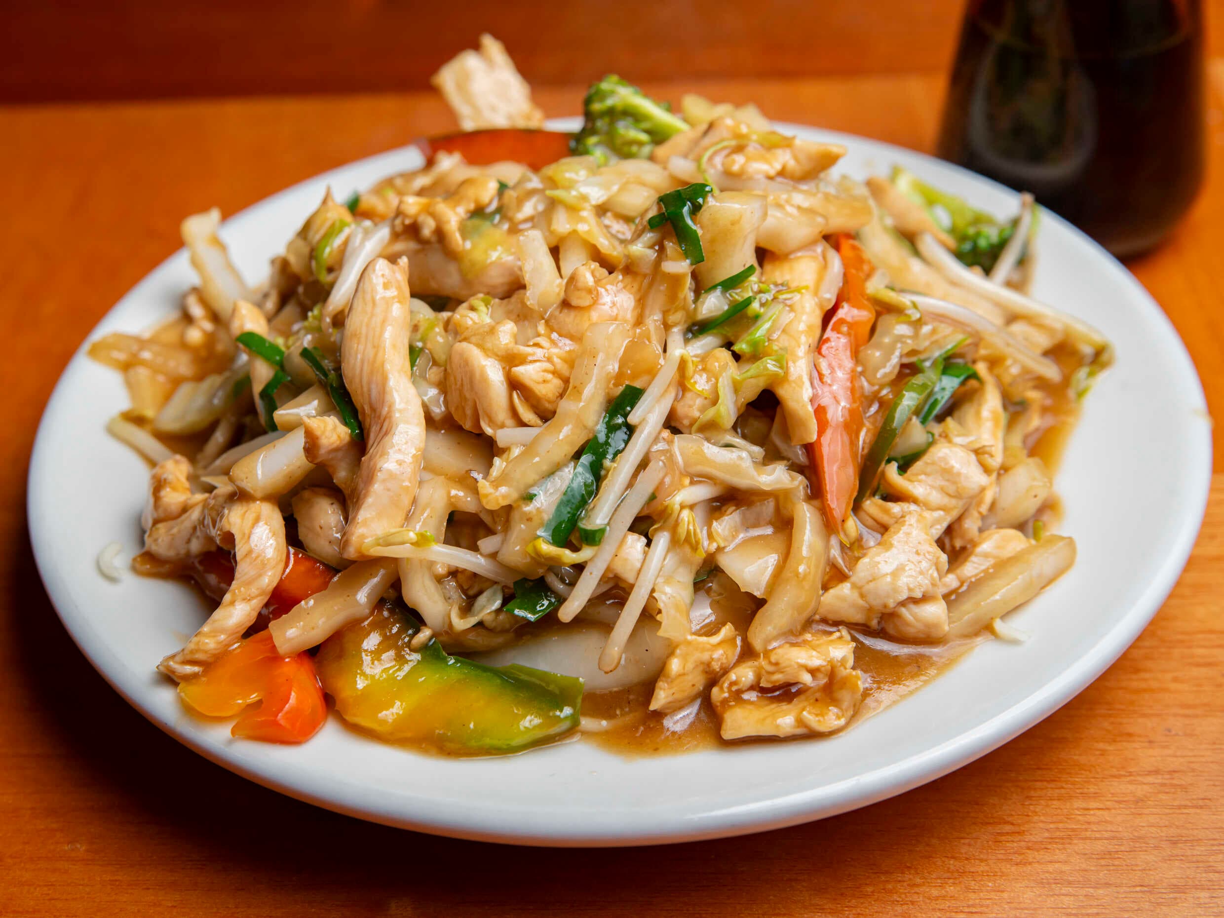 Tallarín con Pollo