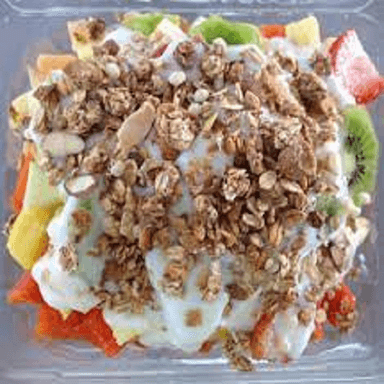 Coctel de Frutas Con Granola