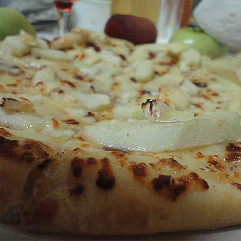Pizza 4 Quesos Mediana