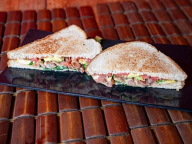 Sándwich de Tocino