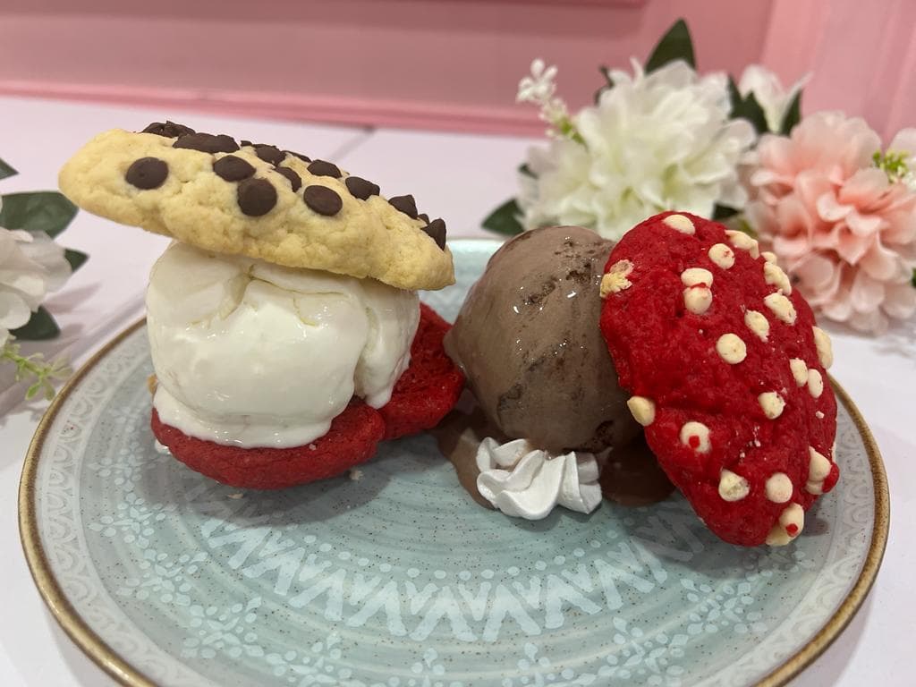 Combo 3 Galletas + 2 Bolas de Helado