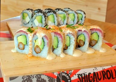 20 Makis  + Gaseosa