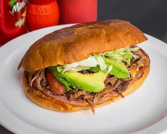 Torta Especial de Lomo