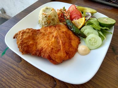Milanesa Empanizada o a la Plancha