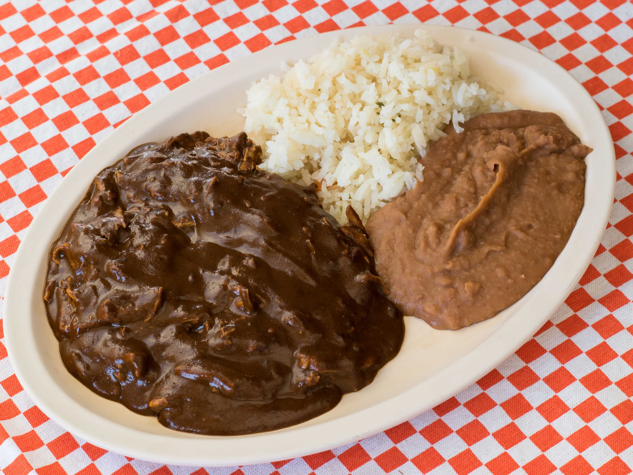 Mole Poblano Desmenuzado