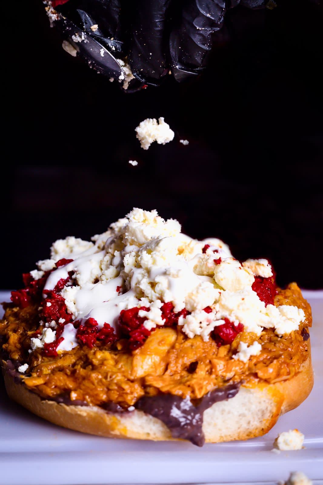 Torta de Pierna con Chorizo