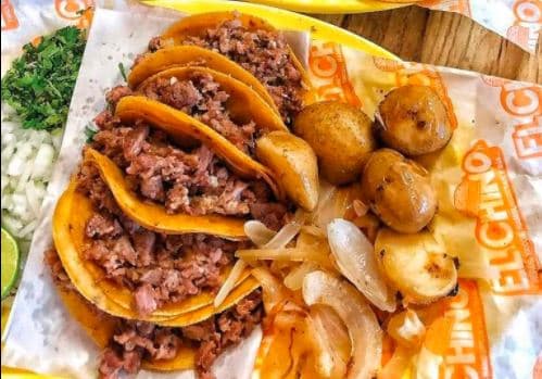 Tacos de Bisteck ,