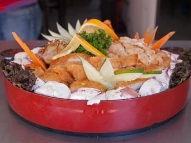Sashimi Salad