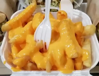 Salchipapas Orden Grande con Queso