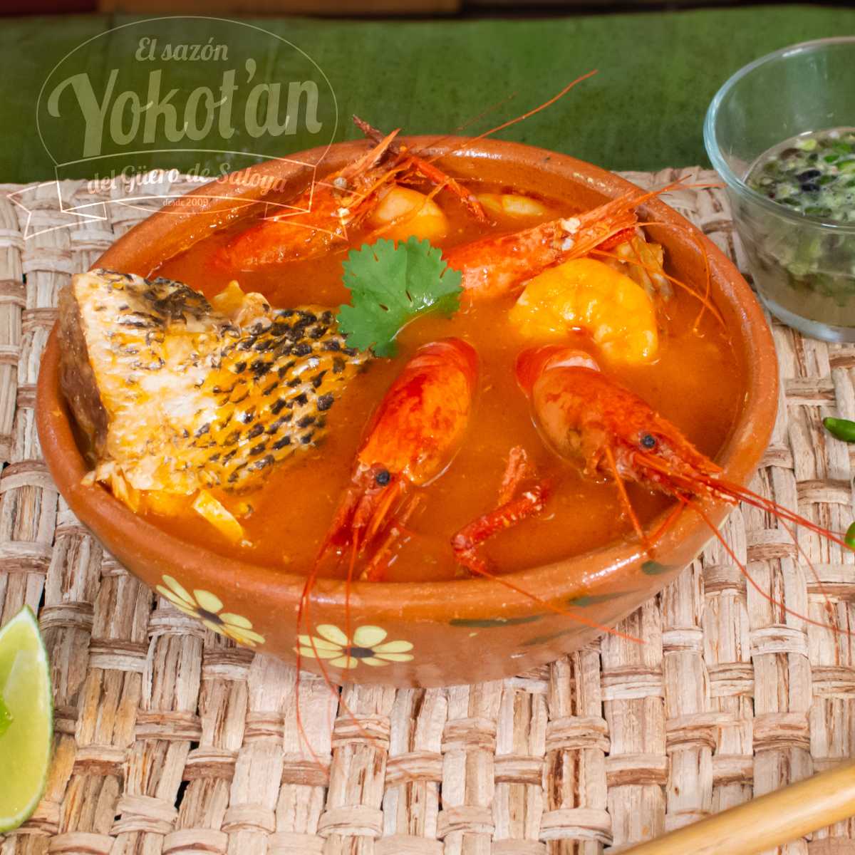 Caldo de Robalo con Camarón