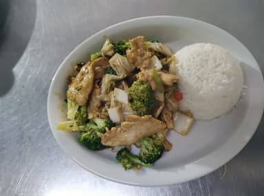Pechuga de Pollo con Verduras