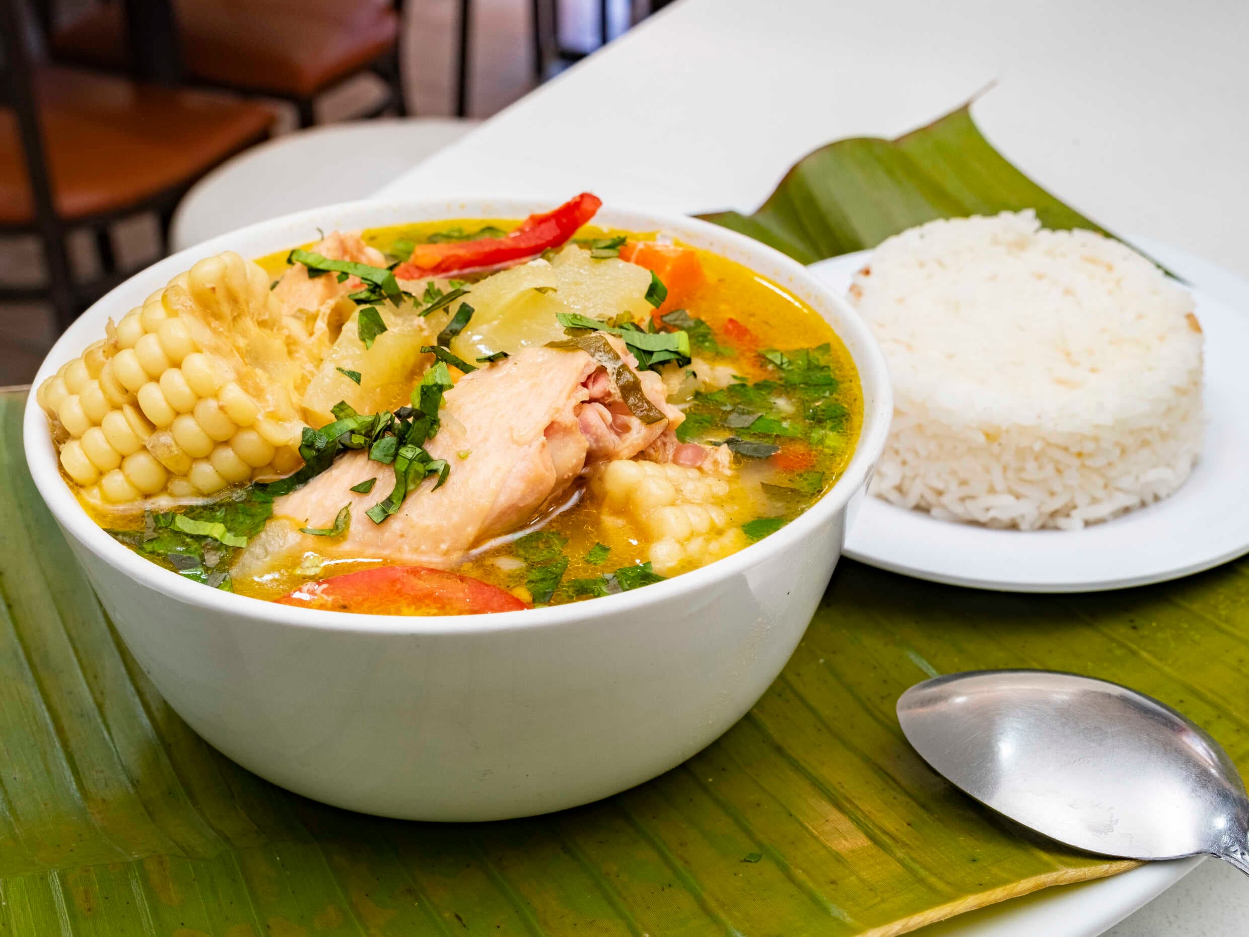 Sopa de Pollo