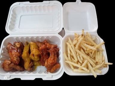 Combo 12 Alitas + Papas a la Francesa