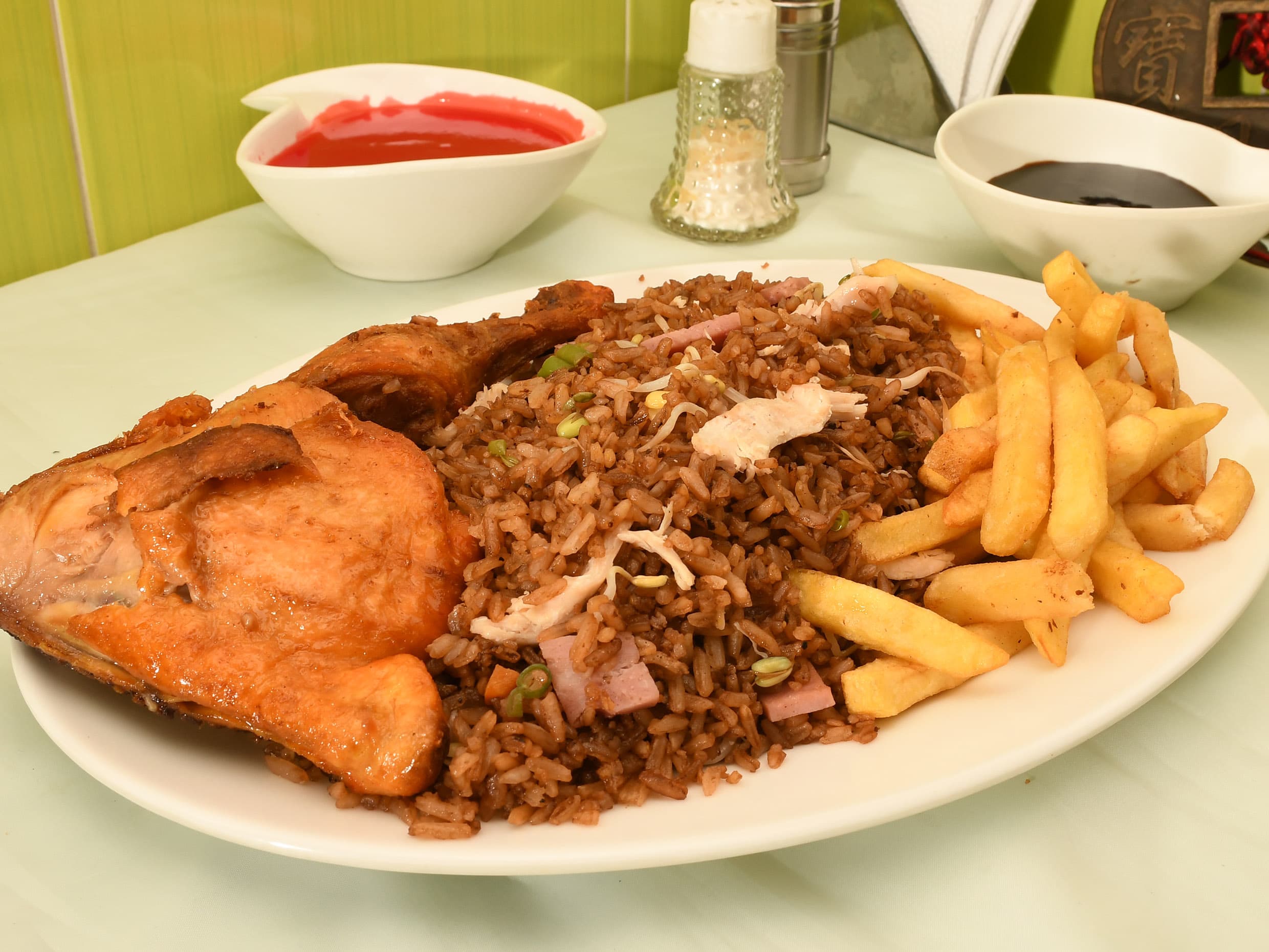 Combo Personal (Pollo+arroz+papas)