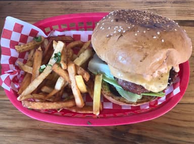 Haburguesa + Bebida