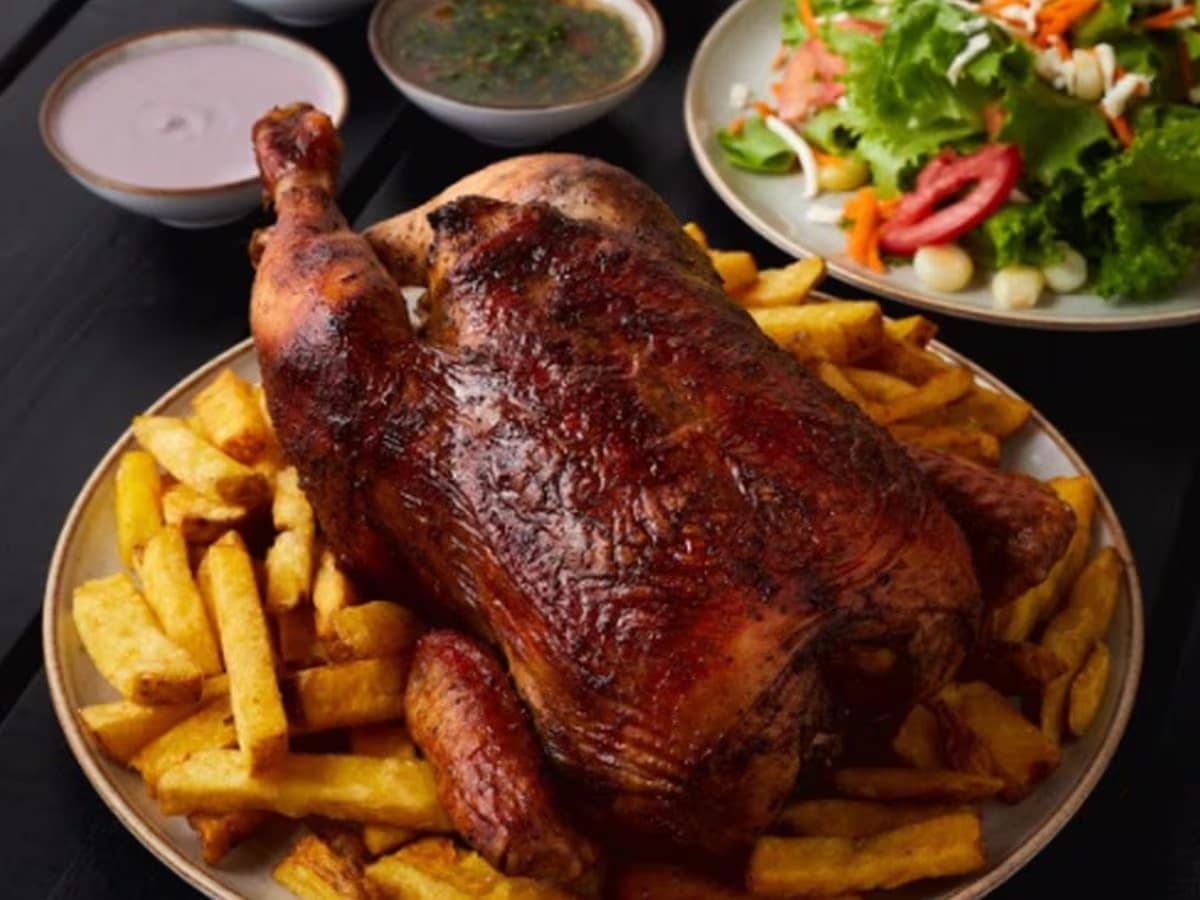 Pollo a la Brasa con Papas + Coca O Inca 1.5L