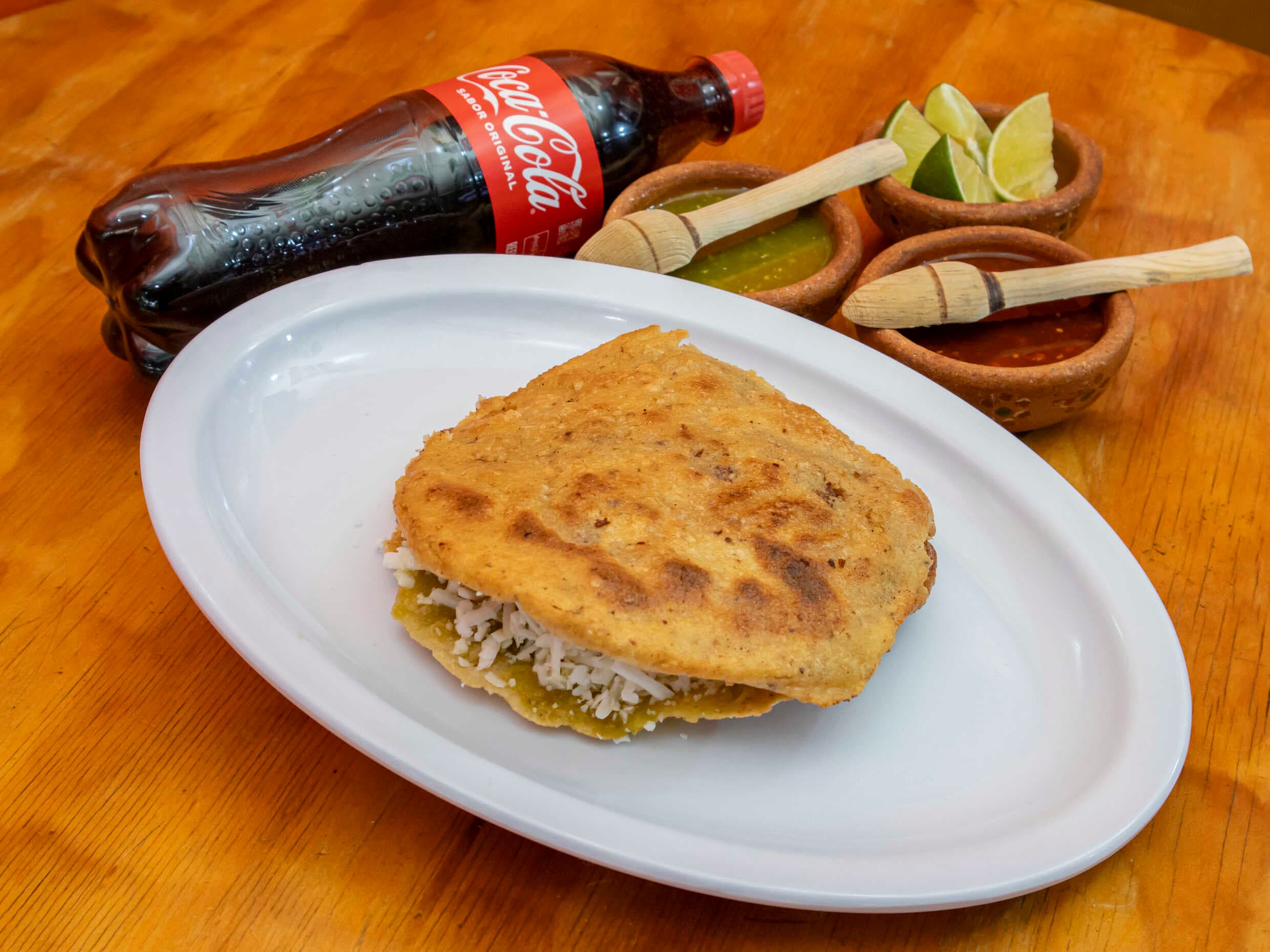 Gordita de Frijol