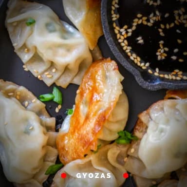 Gyozas Vegetales o Cerdo