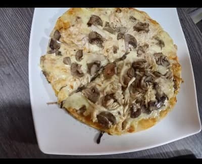 Pizza Clasica Pollo Champiñones Personal