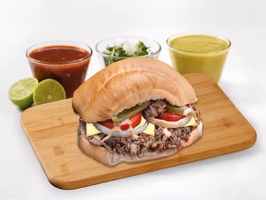 Torta de Carne Asada con Queso
