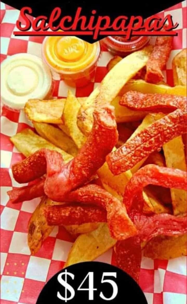 Salchipapas