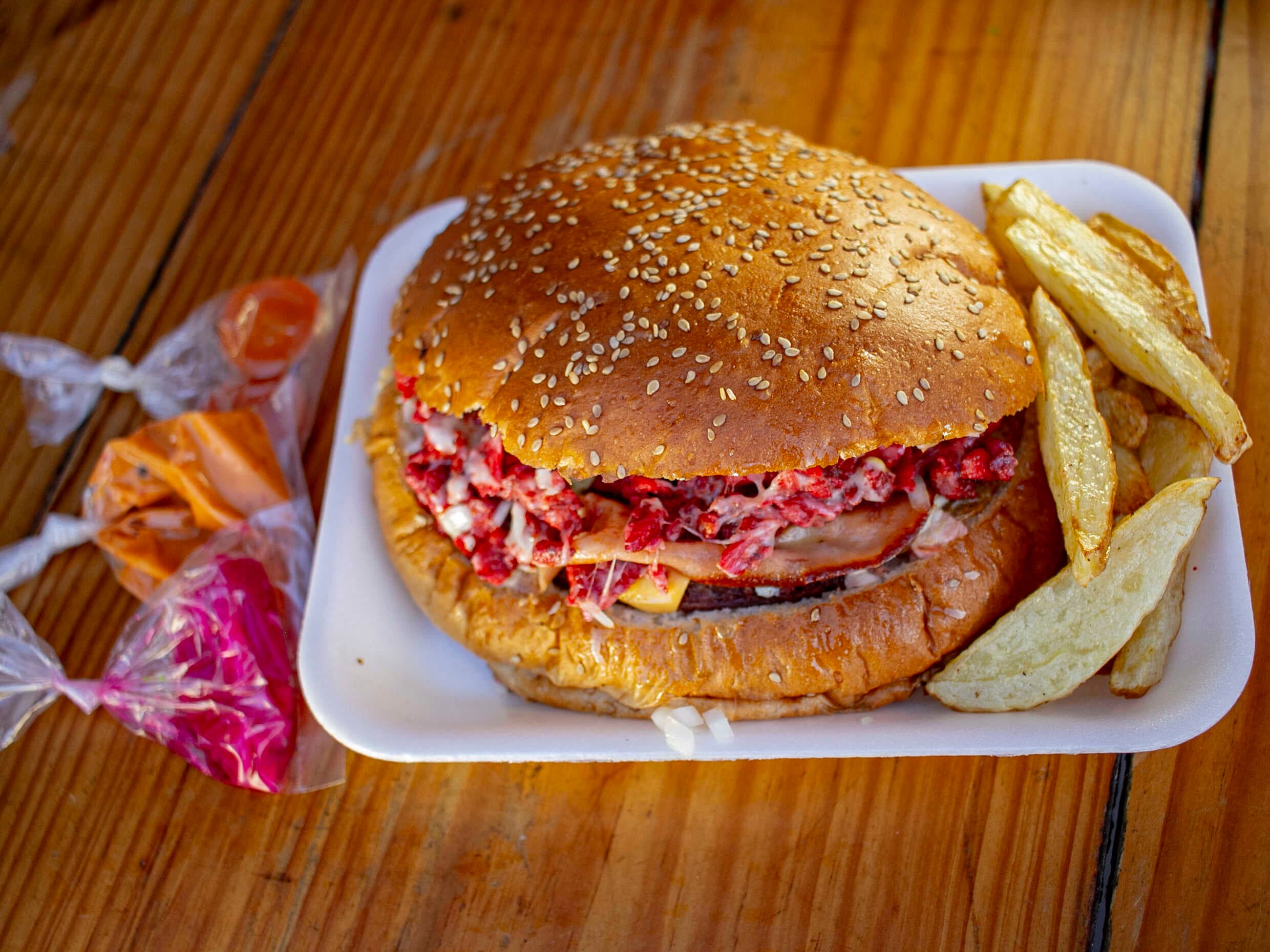 TrompoBurger.