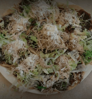 Tostadas de Carne de Res