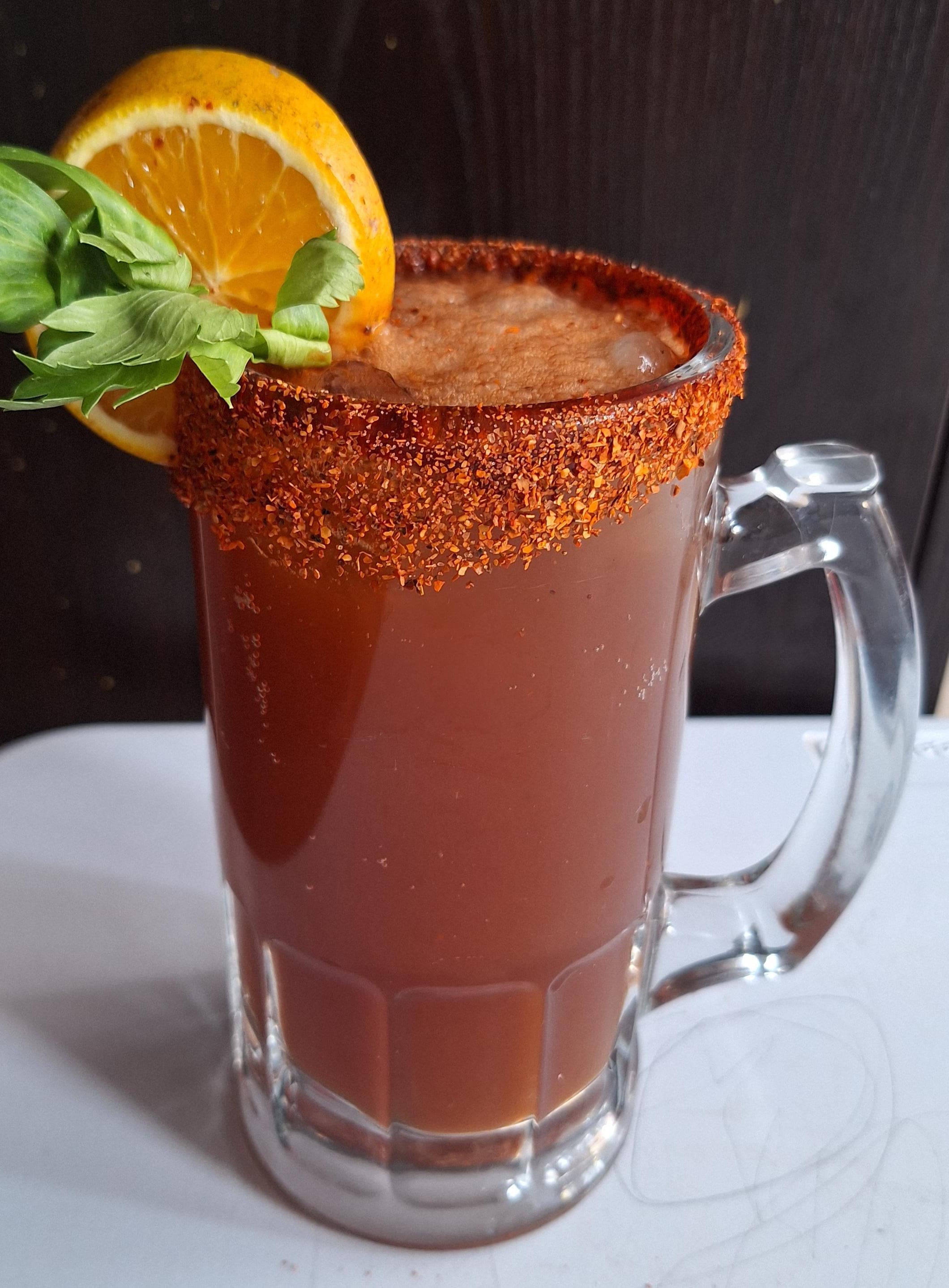 Medio Litro Michelada Frutos Rojos