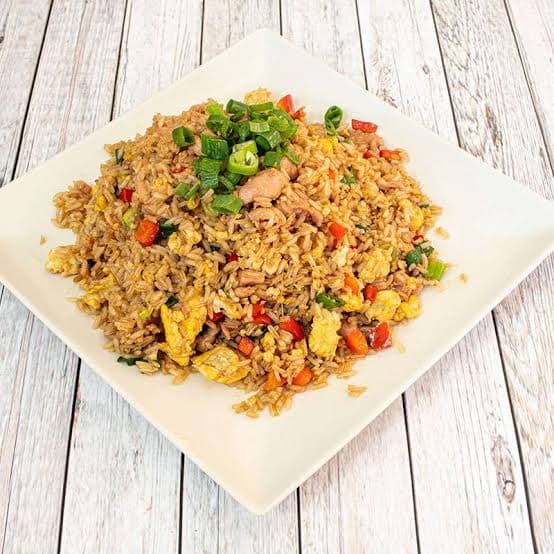 Combo Arroz Chaufa de Pollo + 500ml EMOLIENTE